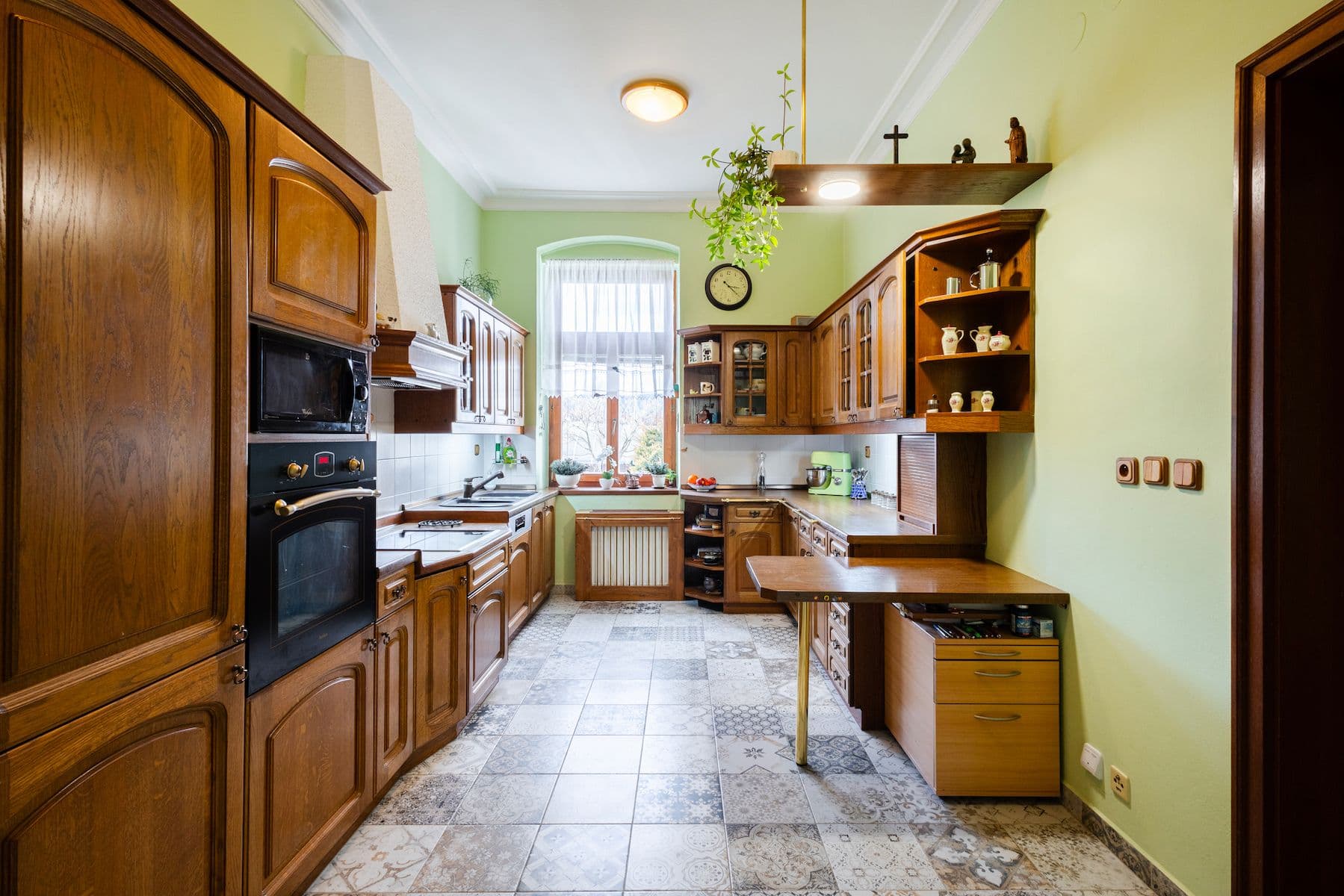 house for sale, 378 m², Poděbradova, Chomutov, Ústecký Region house for sale, 378 m², Poděbradova, Chomutov, Ústecký Region