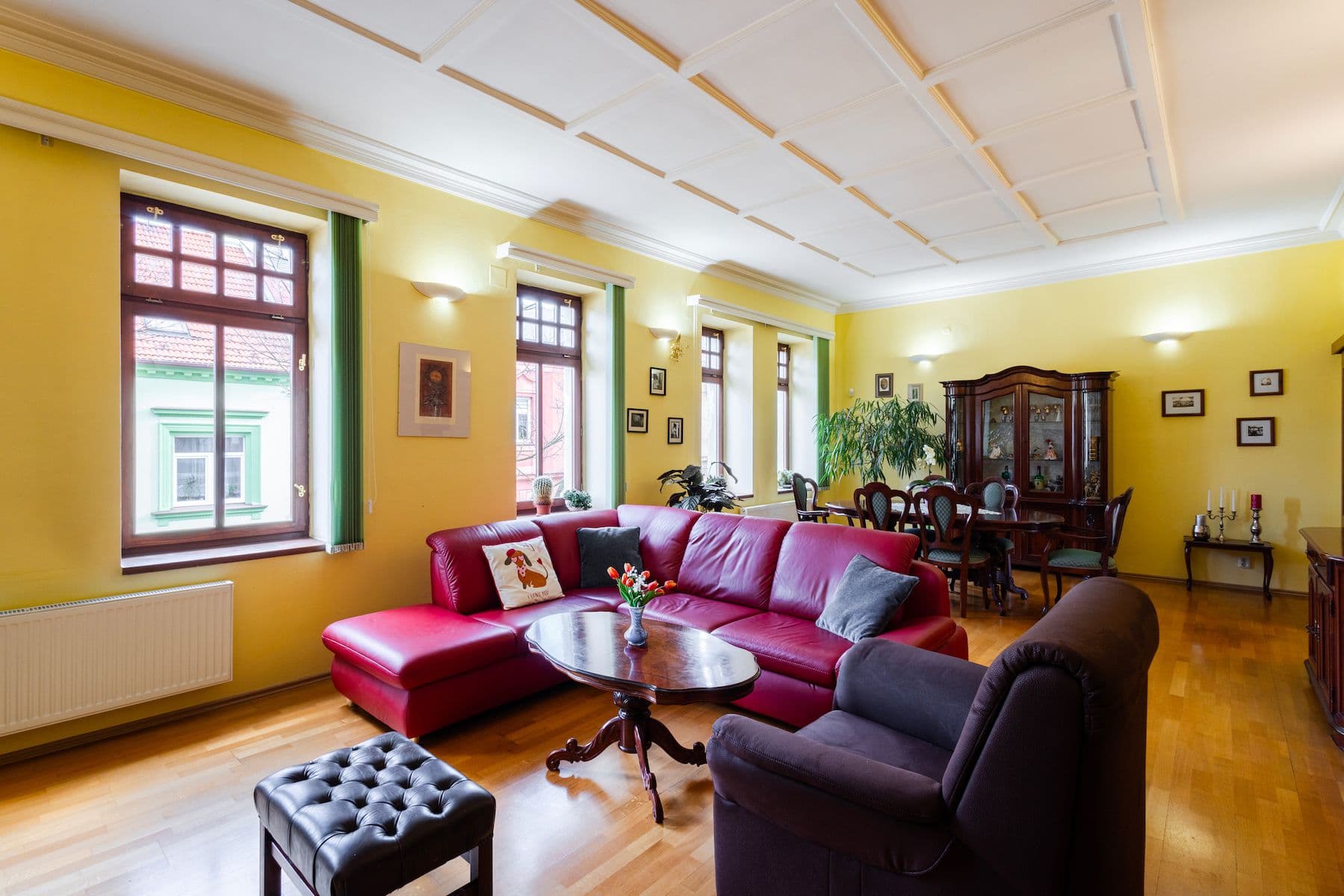 house for sale, 378 m², Poděbradova, Chomutov, Ústecký Region house for sale, 378 m², Poděbradova, Chomutov, Ústecký Region