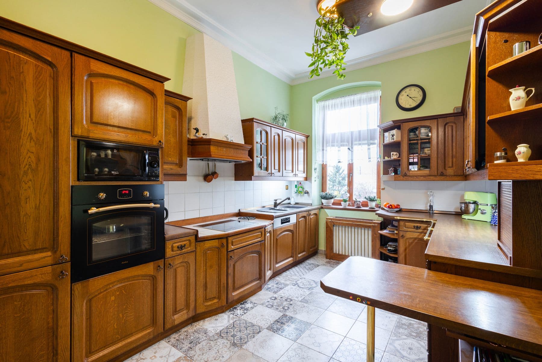 house for sale, 378 m², Poděbradova, Chomutov, Ústecký Region house for sale, 378 m², Poděbradova, Chomutov, Ústecký Region