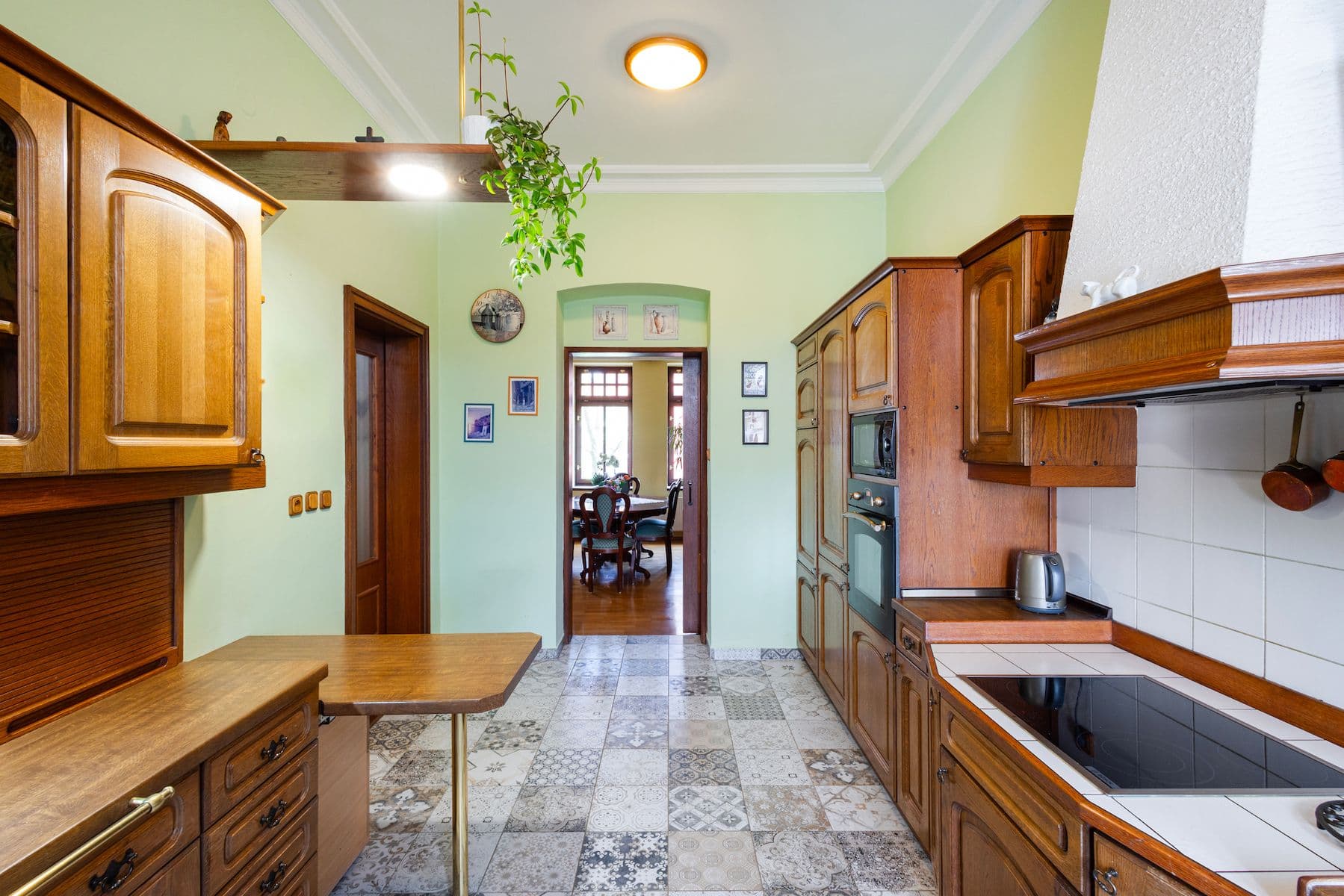 house for sale, 378 m², Poděbradova, Chomutov, Ústecký Region house for sale, 378 m², Poděbradova, Chomutov, Ústecký Region