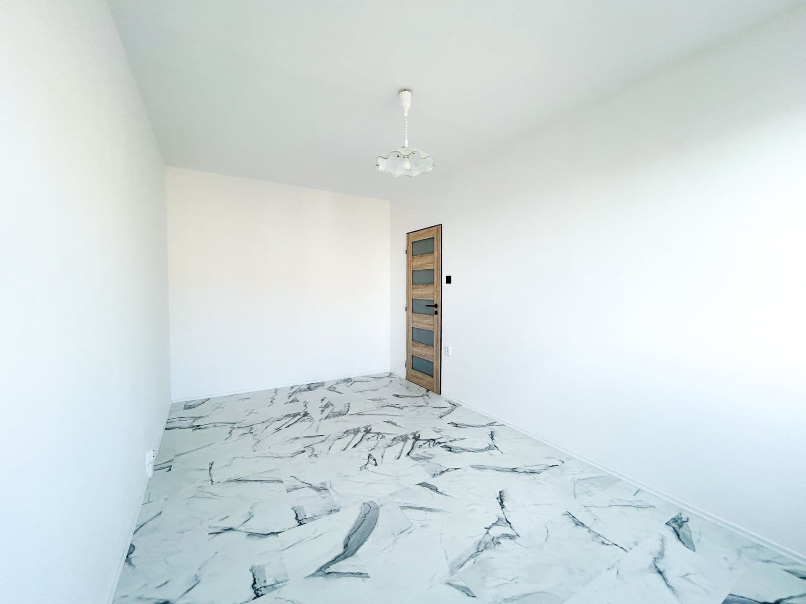 3 bedroom flat to rent, 68 m², Šiškova, Prague, Prague 3 bedroom flat to rent, 68 m², Šiškova, Prague, Prague