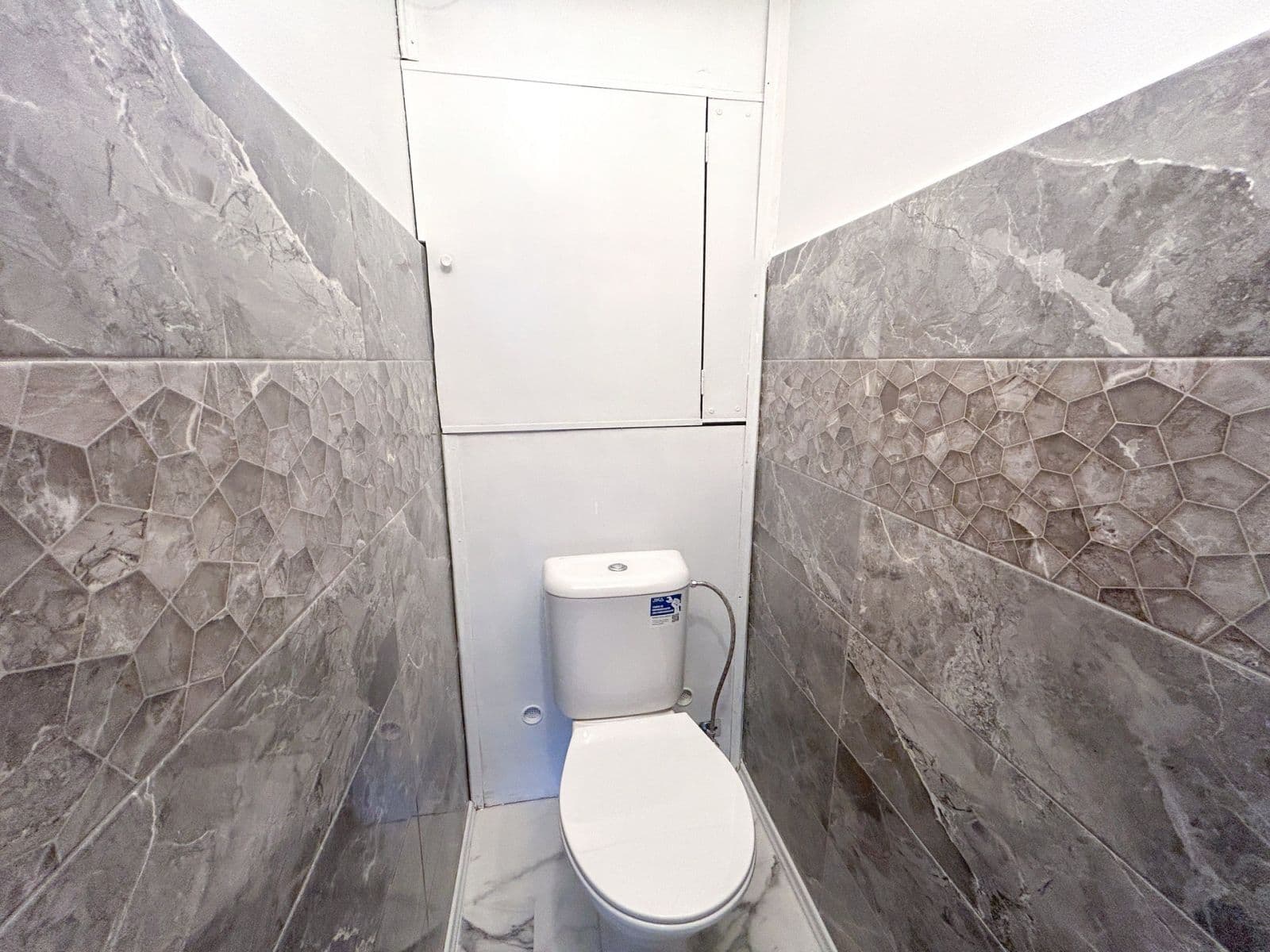 3 bedroom flat to rent, 68 m², Šiškova, Prague, Prague 3 bedroom flat to rent, 68 m², Šiškova, Prague, Prague