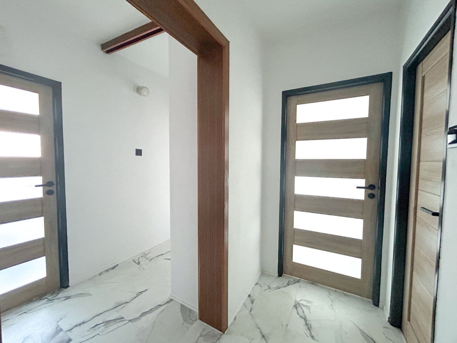 3 bedroom flat to rent, 68 m², Šiškova, Prague, Prague 3 bedroom flat to rent, 68 m², Šiškova, Prague, Prague