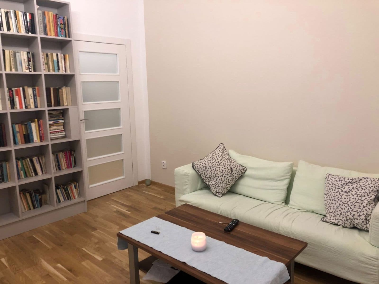 1 bedroom with open-plan kitchen flat to rent, 45 m², Zikova, Prague, Prague 1 bedroom with open-plan kitchen flat to rent, 45 m², Zikova, Prague, Prague