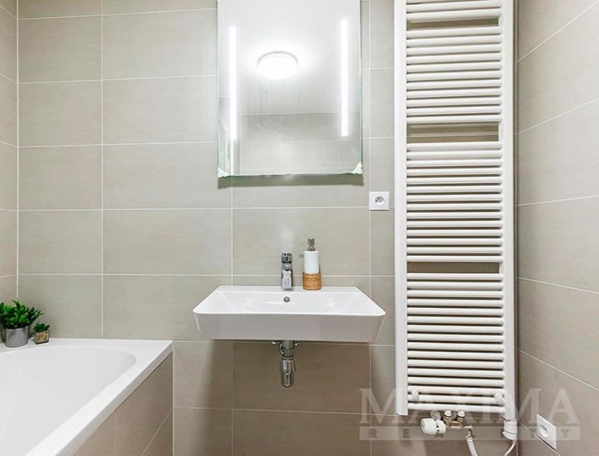 Studio flat for sale, 40 m², Argentinská, Prague, Prague Studio flat for sale, 40 m², Argentinská, Prague, Prague