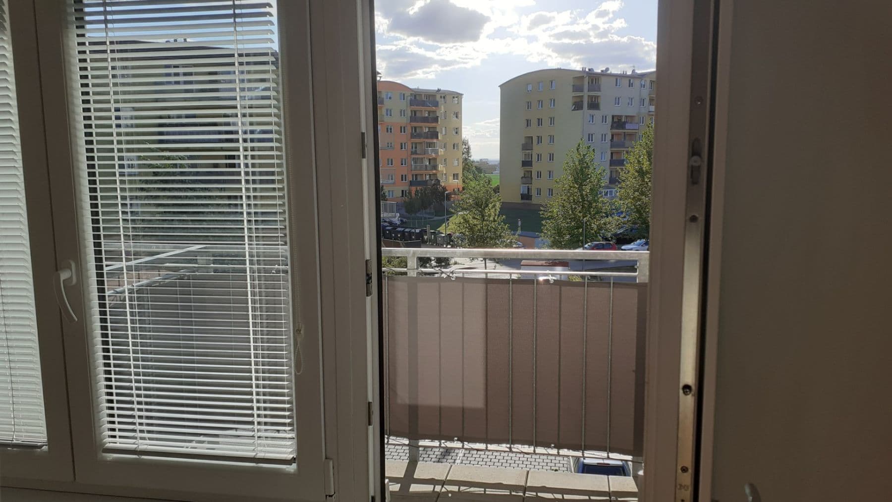 1 bedroom with open-plan kitchen flat to rent, 43 m², V Honech, Klecany, Středočeský Region 1 bedroom with open-plan kitchen flat to rent, 43 m², V Honech, Klecany, Středočeský Region