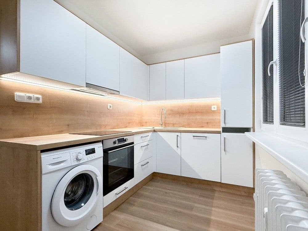 2 bedroom flat to rent, 54 m², Ciolkovského, Karviná, Moravskoslezský Region 2 bedroom flat to rent, 54 m², Ciolkovského, Karviná, Moravskoslezský Region