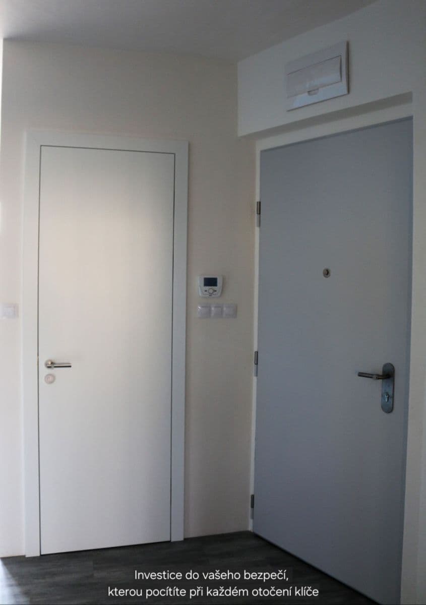 1 bedroom with open-plan kitchen flat to rent, 46 m², Renneská třída, Brno, Jihomoravský Region 1 bedroom with open-plan kitchen flat to rent, 46 m², Renneská třída, Brno, Jihomoravský Region