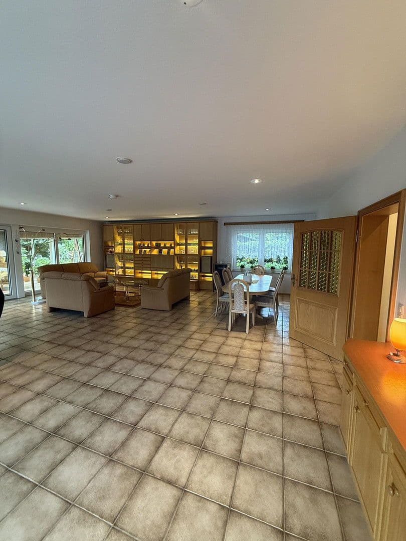 house for sale, 415 m², Kaltenkirchen, Schleswig-Holstein house for sale, 415 m², Kaltenkirchen, Schleswig-Holstein