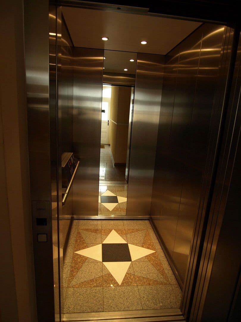 house for sale, 930 m², Stahmelnerstr. 107, Leipzig, Saxony house for sale, 930 m², Stahmelnerstr. 107, Leipzig, Saxony