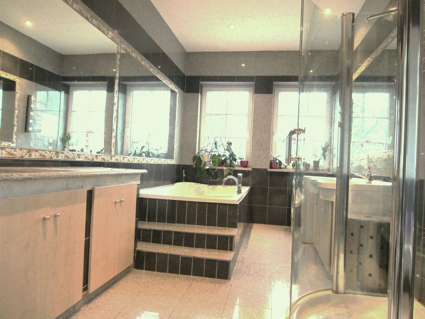 house for sale, 930 m², Stahmelnerstr. 107, Leipzig, Saxony house for sale, 930 m², Stahmelnerstr. 107, Leipzig, Saxony