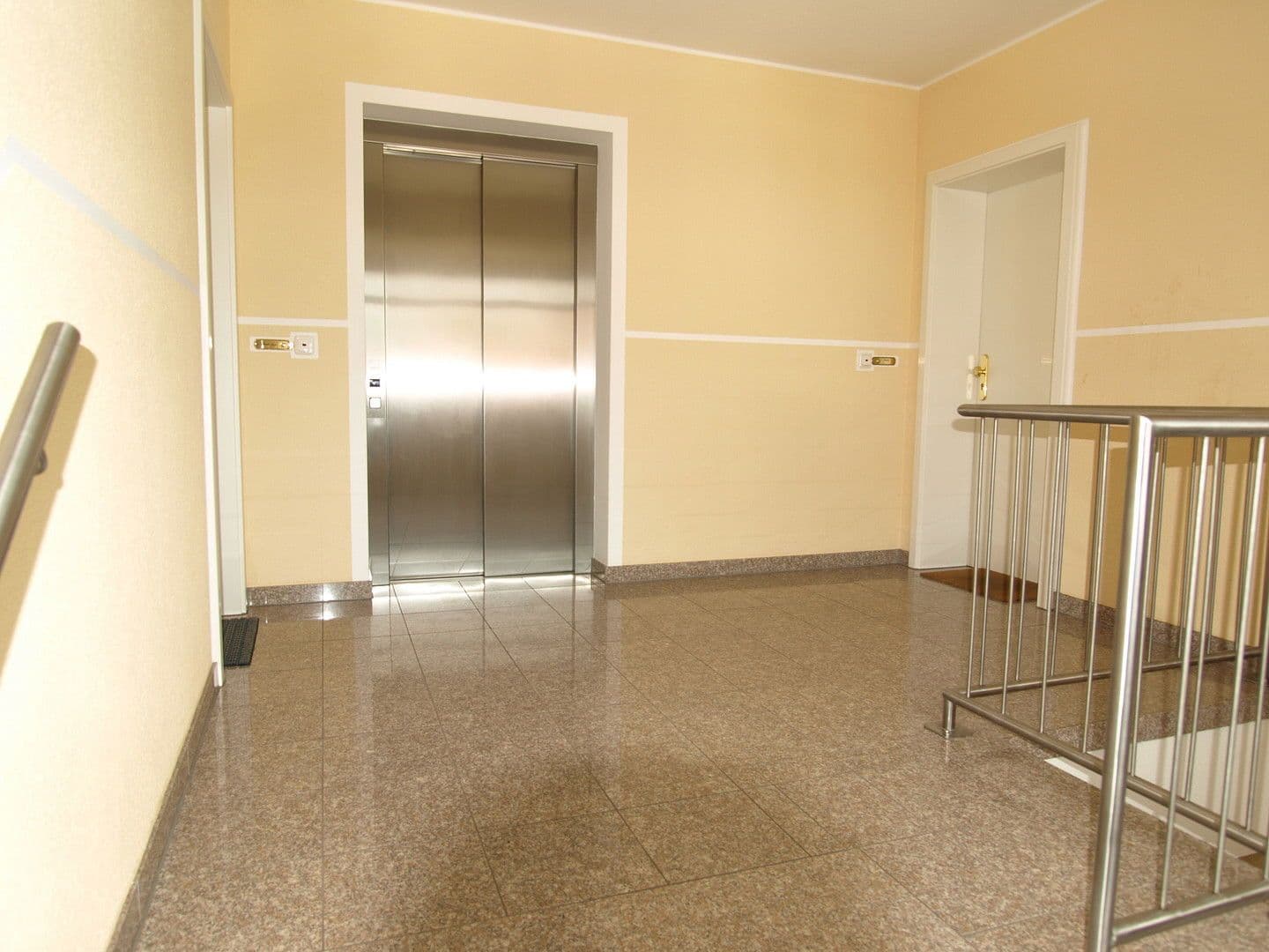 house for sale, 930 m², Stahmelnerstr. 107, Leipzig, Saxony house for sale, 930 m², Stahmelnerstr. 107, Leipzig, Saxony