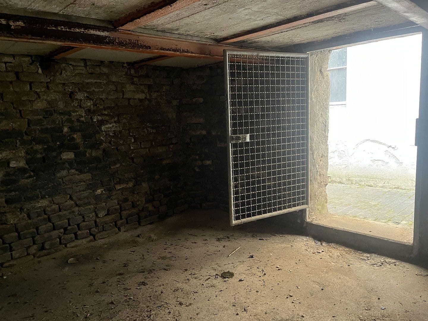 non-residential property to rent, 76 m², Erbacher Straße 9, Wiesbaden, Hesse non-residential property to rent, 76 m², Erbacher Straße 9, Wiesbaden, Hesse