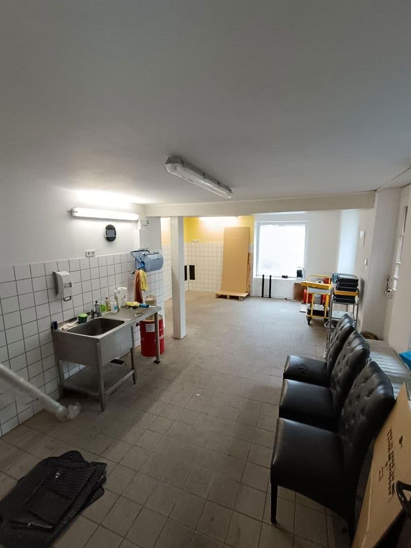 non-residential property to rent, 70 m², Hirsauer Str. 159/161, Pforzheim, Baden-Württemberg non-residential property to rent, 70 m², Hirsauer Str. 159/161, Pforzheim, Baden-Württemberg