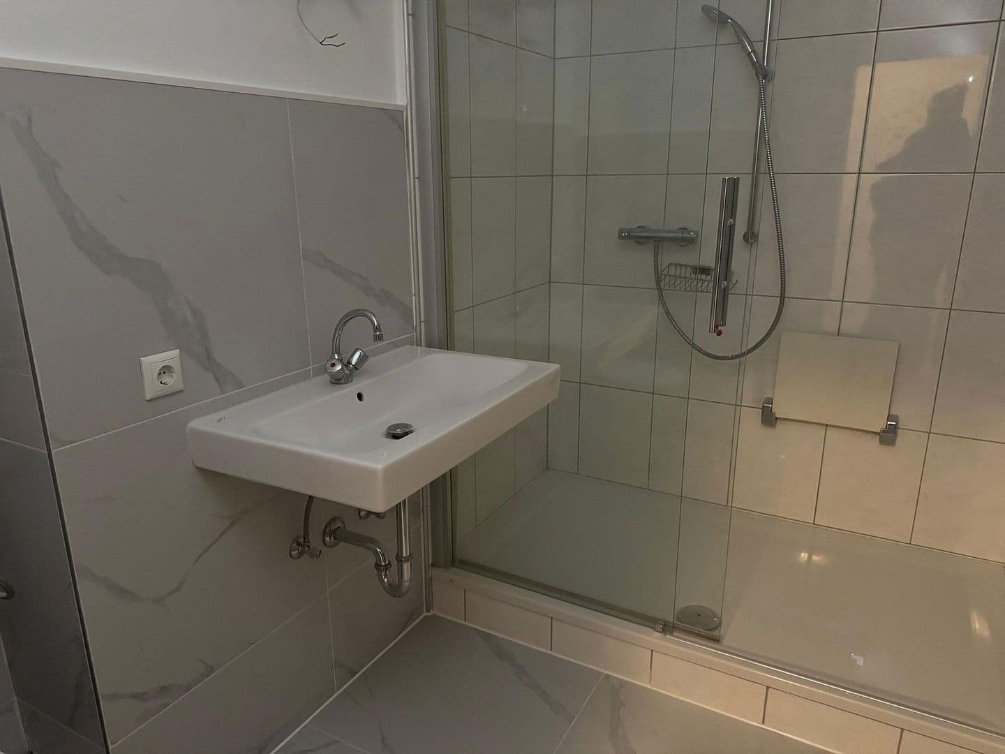 2 bedroom flat to rent, 55 m², Am Wald 11, Wiesbaden, Hesse 2 bedroom flat to rent, 55 m², Am Wald 11, Wiesbaden, Hesse