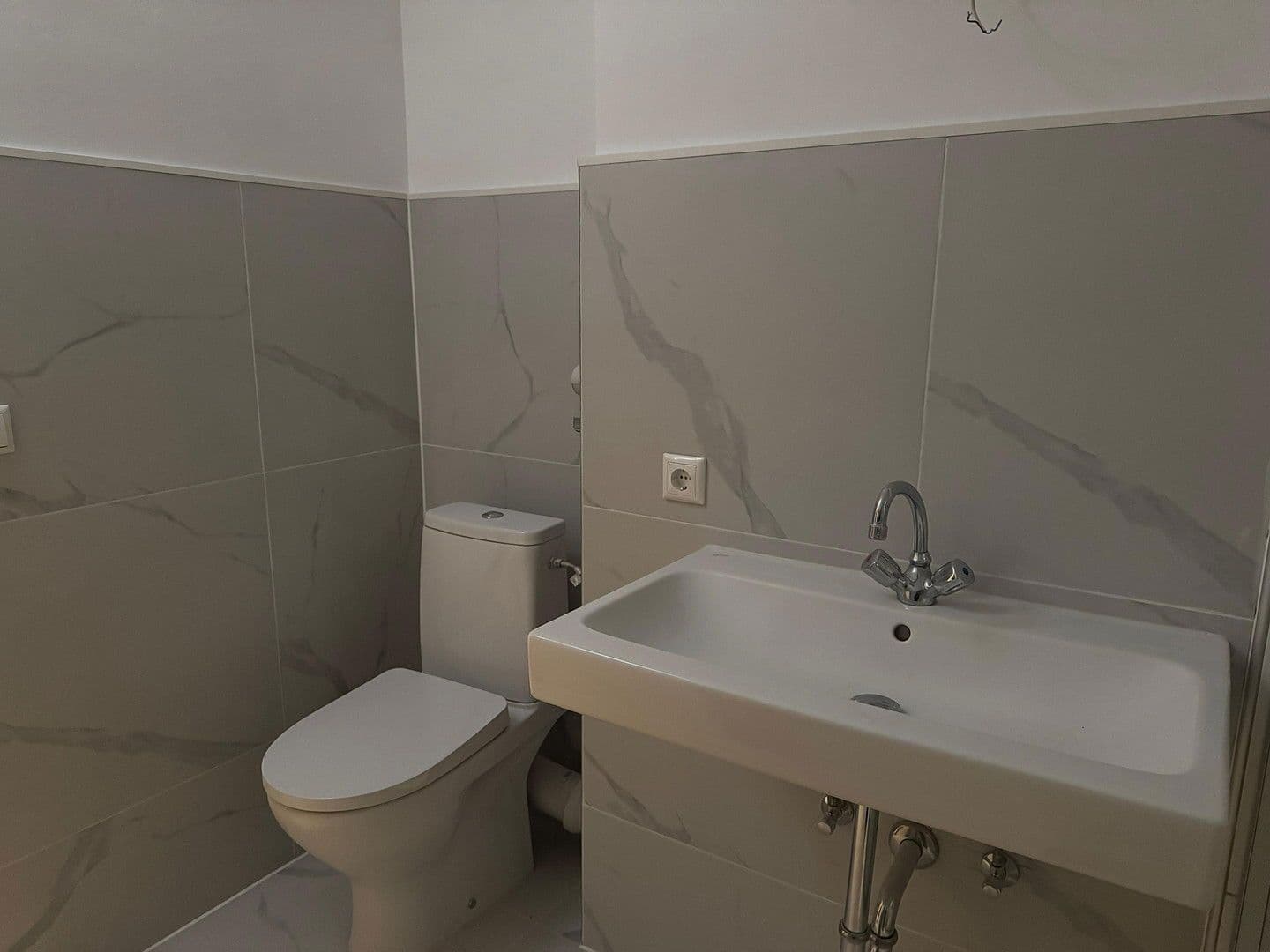 2 bedroom flat to rent, 55 m², Am Wald 11, Wiesbaden, Hesse 2 bedroom flat to rent, 55 m², Am Wald 11, Wiesbaden, Hesse