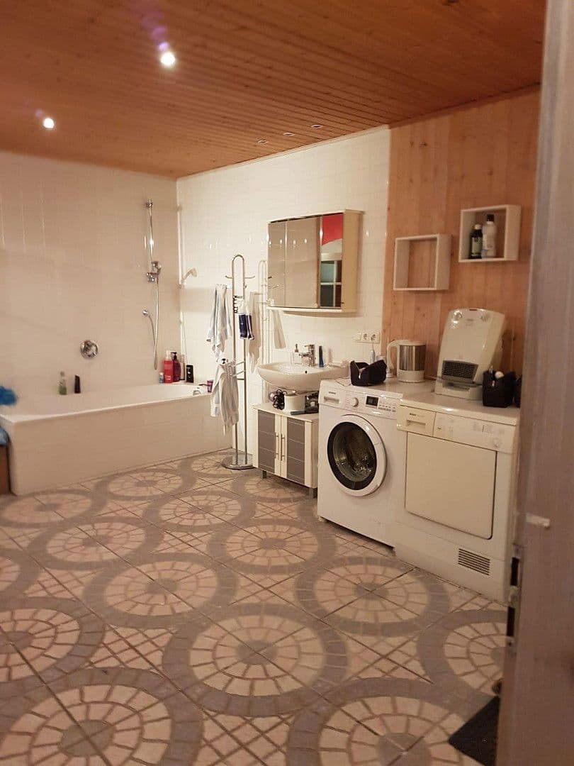 plot for sale, 6,246 m², Bundestraße 5, Seubersdorf in der Oberpfalz, Bavaria plot for sale, 6,246 m², Bundestraße 5, Seubersdorf in der Oberpfalz, Bavaria