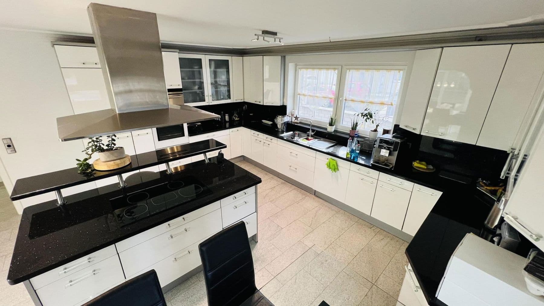 house to rent, 266 m², Indianapolisstr.62, Köln, North Rhine-Westphalia house to rent, 266 m², Indianapolisstr.62, Köln, North Rhine-Westphalia