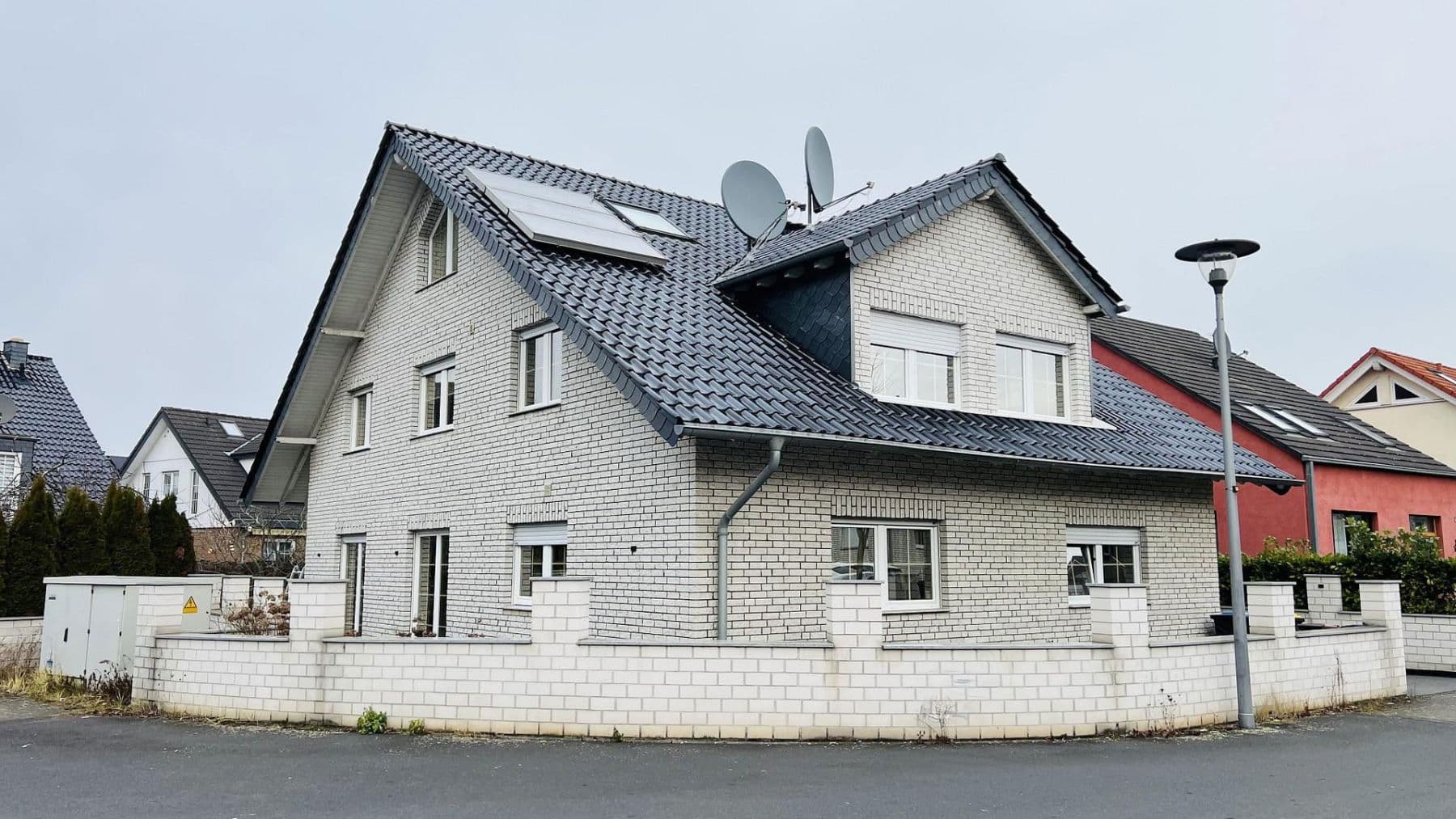 house to rent, 266 m², Indianapolisstr.62, Köln, North Rhine-Westphalia house to rent, 266 m², Indianapolisstr.62, Köln, North Rhine-Westphalia