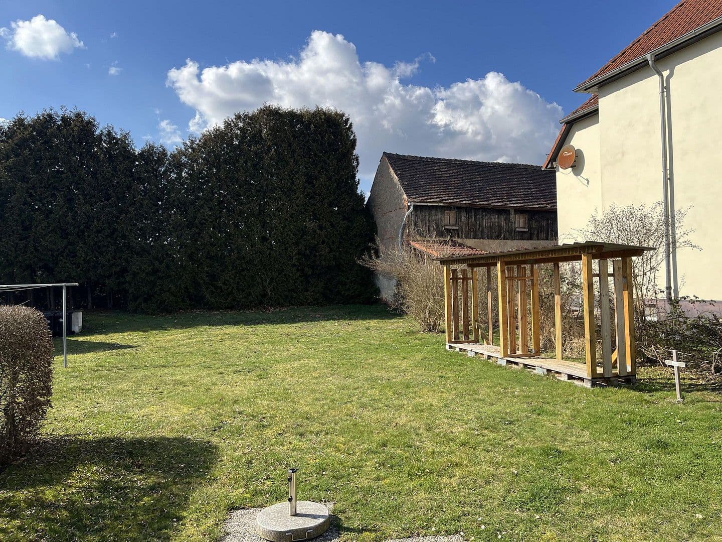 house for sale, 780 m², Lobstädter Straße 11, Neukieritzsch, Saxony house for sale, 780 m², Lobstädter Straße 11, Neukieritzsch, Saxony