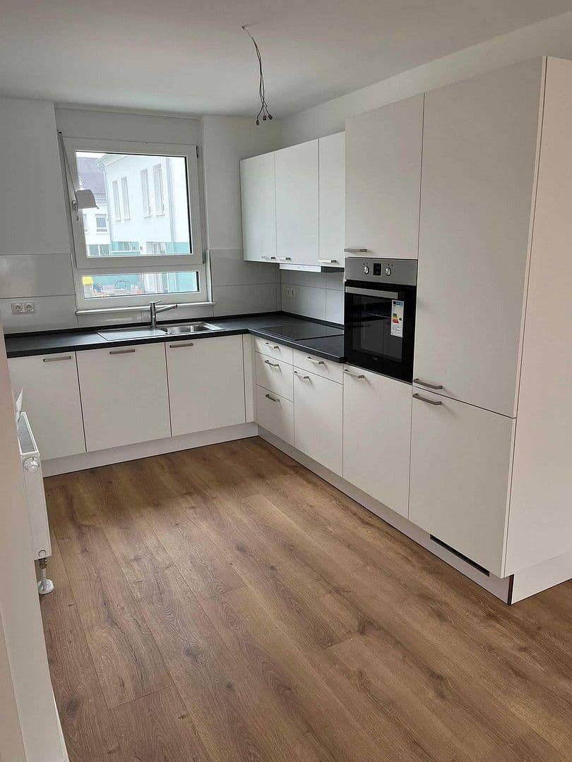 house to rent, 141 m², Am Brünnle 22, Roth, Bavaria house to rent, 141 m², Am Brünnle 22, Roth, Bavaria