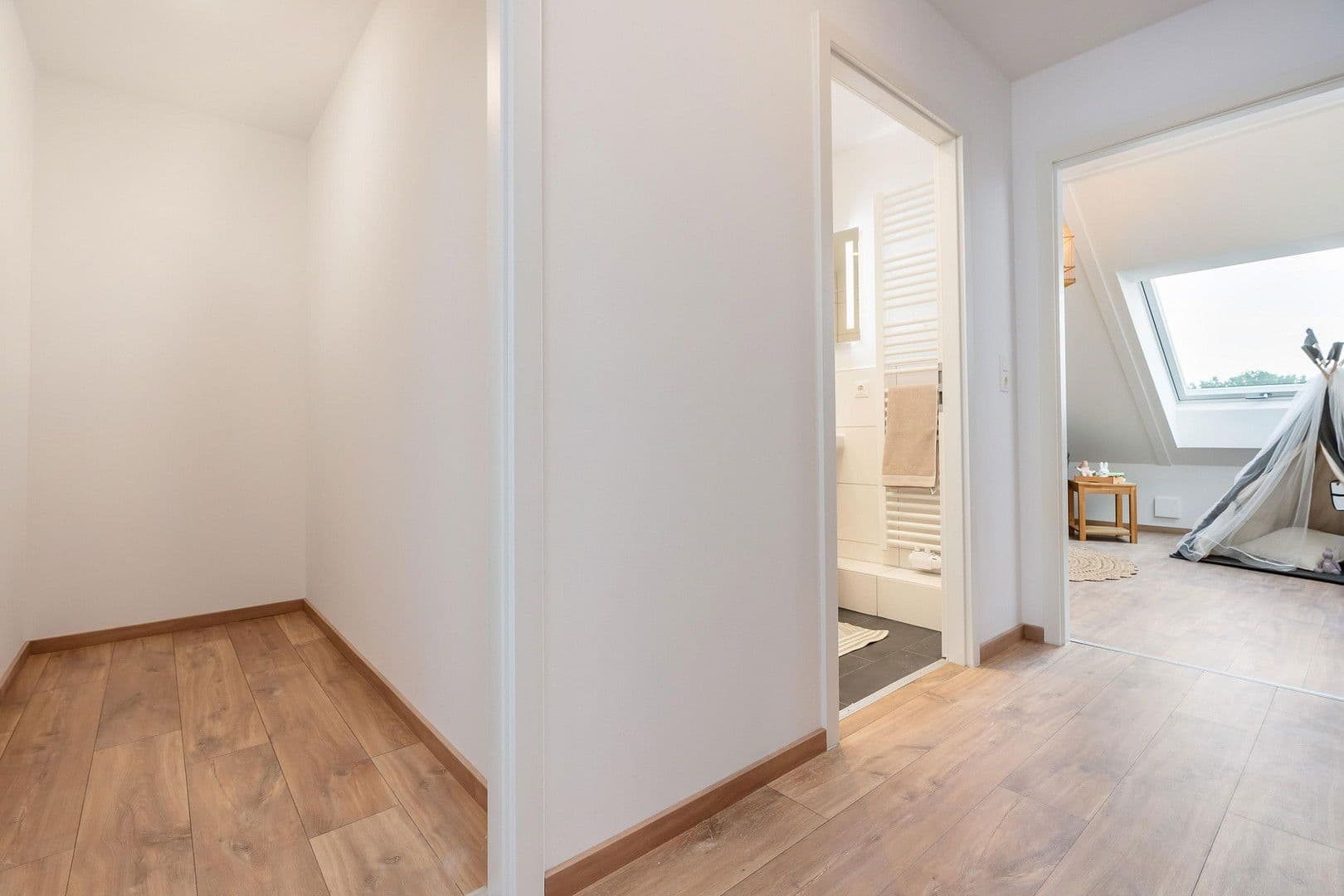 house to rent, 141 m², Am Brünnle 22, Roth, Bavaria house to rent, 141 m², Am Brünnle 22, Roth, Bavaria