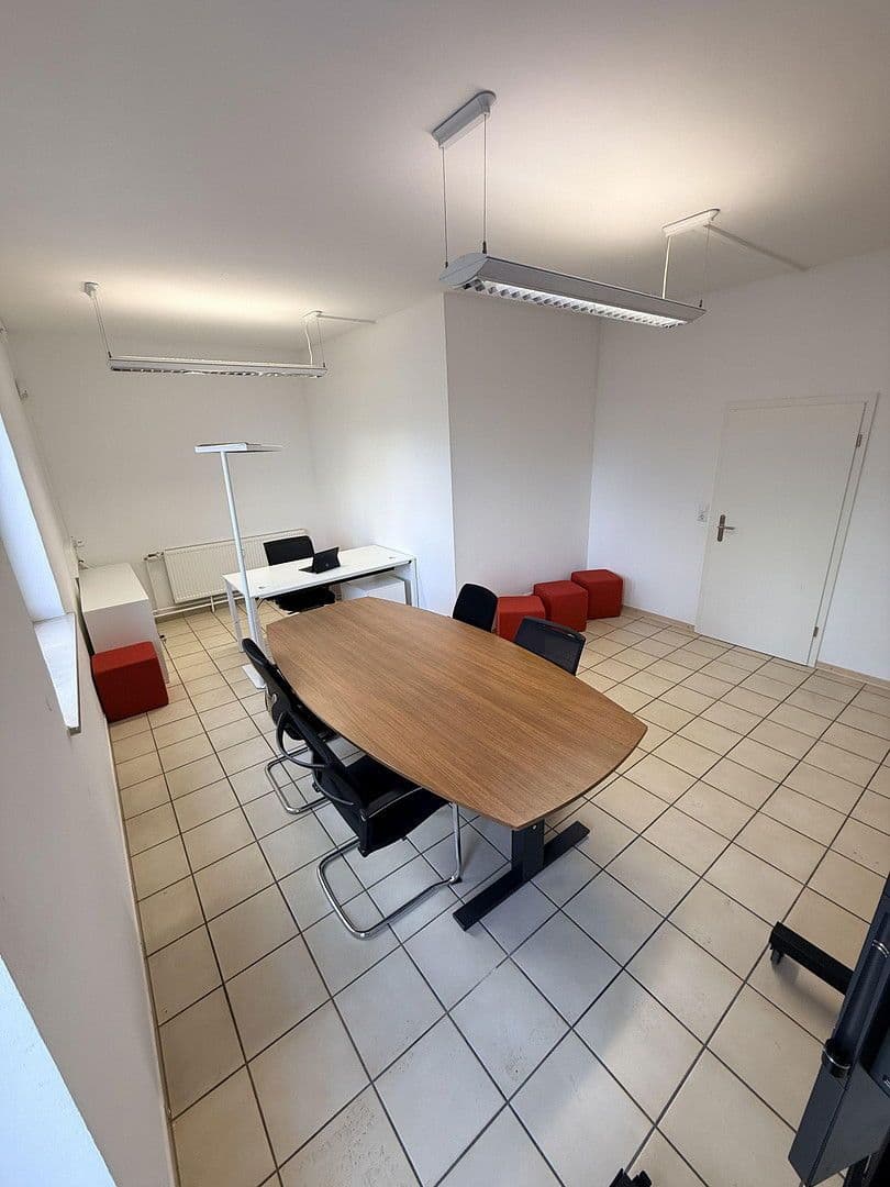 office to rent, 24 m², Dieselstr. 1, Rottenburg a. d. Laaber, Bavaria office to rent, 24 m², Dieselstr. 1, Rottenburg a. d. Laaber, Bavaria