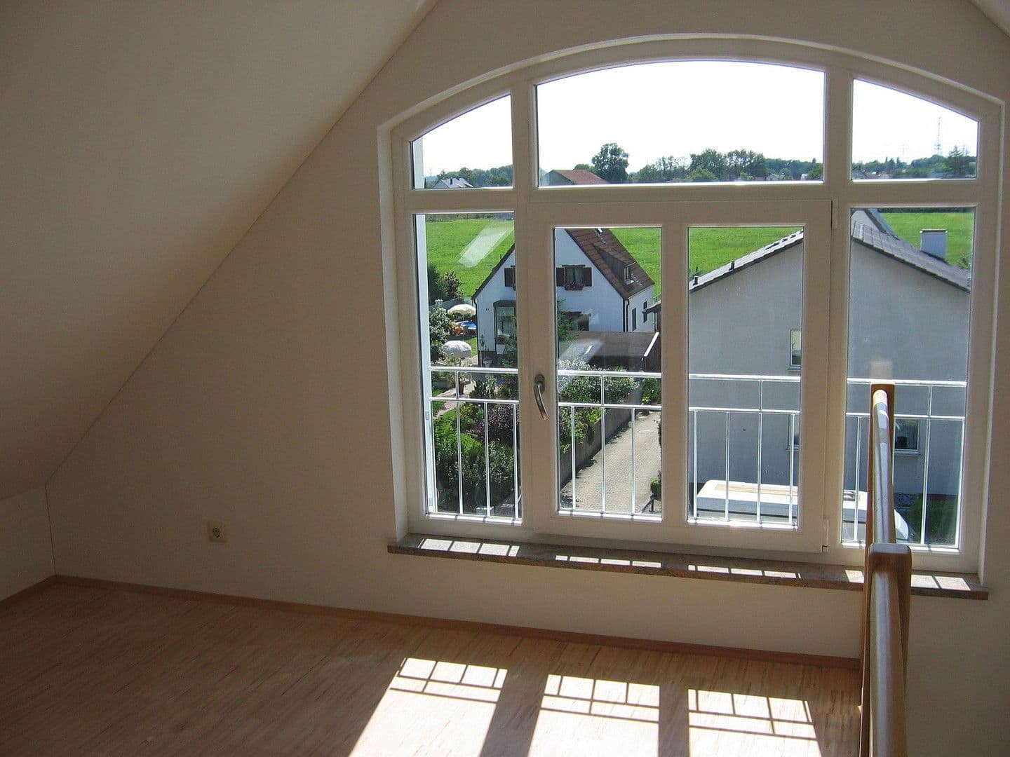 2 bedroom with open-plan kitchen flat to rent, 82 m², Blumenstraße 23, Karlsfeld, Bavaria 2 bedroom with open-plan kitchen flat to rent, 82 m², Blumenstraße 23, Karlsfeld, Bavaria