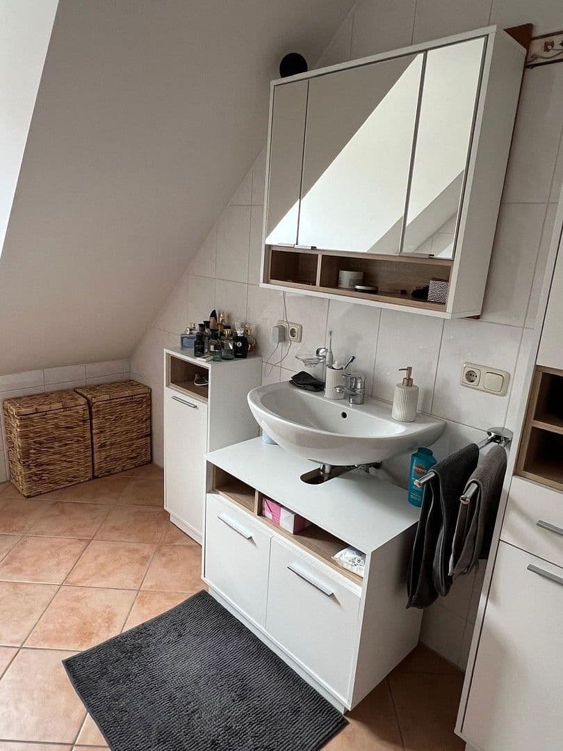 2 bedroom with open-plan kitchen flat to rent, 82 m², Blumenstraße 23, Karlsfeld, Bavaria 2 bedroom with open-plan kitchen flat to rent, 82 m², Blumenstraße 23, Karlsfeld, Bavaria