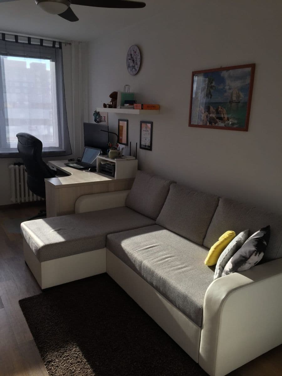 1 bedroom with open-plan kitchen flat to rent, 42 m², Hekrova, Prague, Prague 1 bedroom with open-plan kitchen flat to rent, 42 m², Hekrova, Prague, Prague