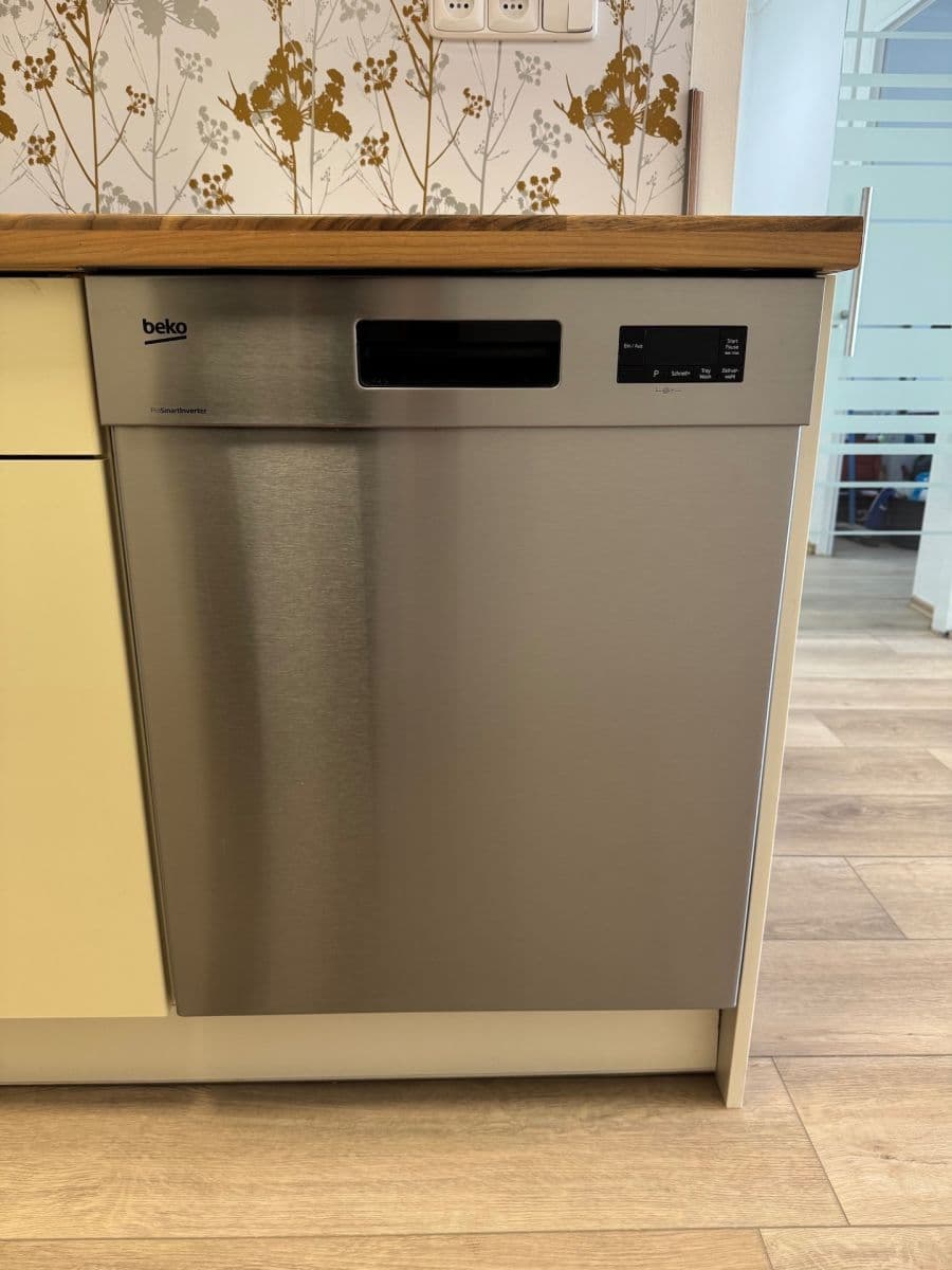 1 bedroom with open-plan kitchen flat to rent, 43 m², Slavatova, Prague, Prague 1 bedroom with open-plan kitchen flat to rent, 43 m², Slavatova, Prague, Prague