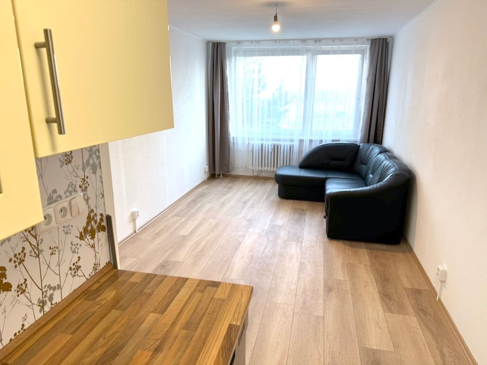 1 bedroom with open-plan kitchen flat to rent, 43 m², Slavatova, Prague, Prague 1 bedroom with open-plan kitchen flat to rent, 43 m², Slavatova, Prague, Prague