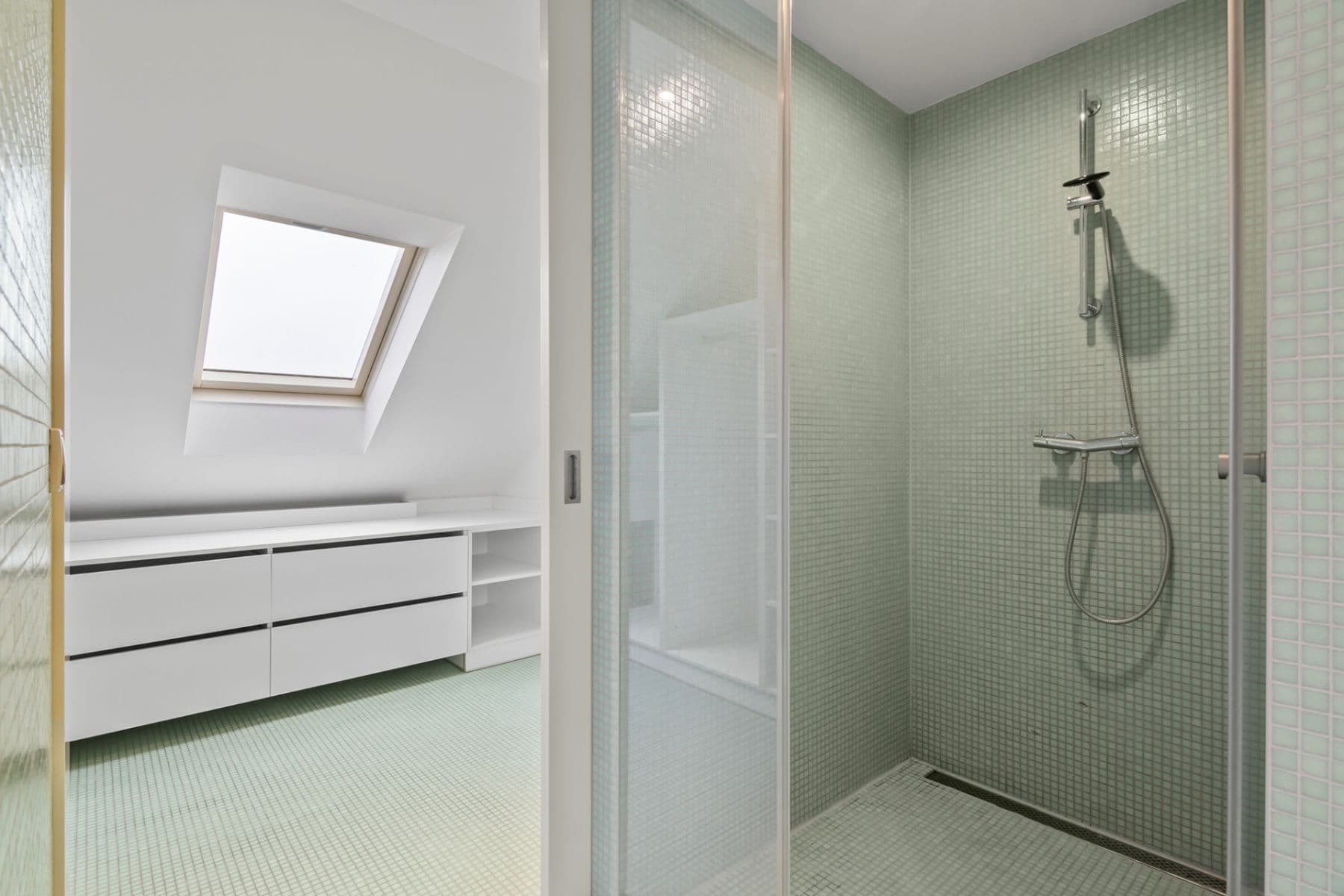 3 bedroom flat to rent, 130 m², U Akademie, Prague, Prague 3 bedroom flat to rent, 130 m², U Akademie, Prague, Prague