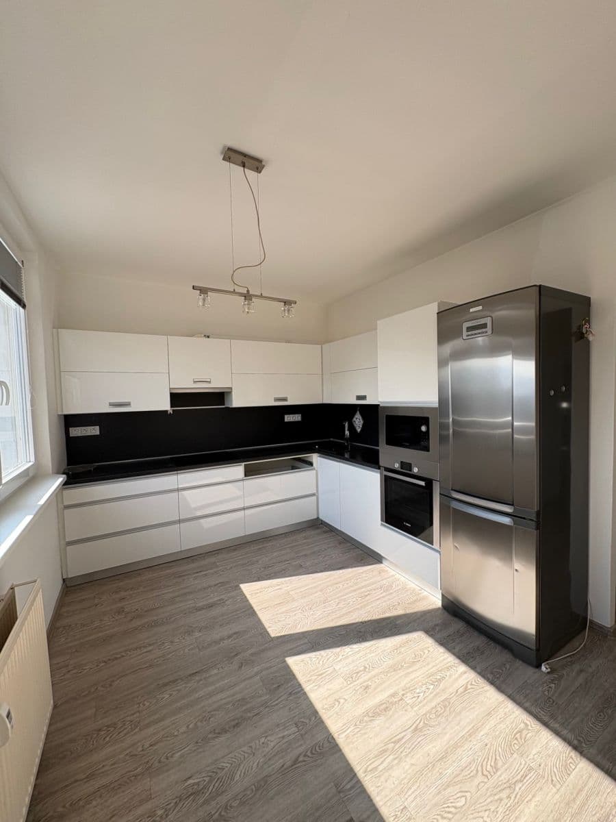 3 bedroom flat to rent, 82 m², Podlesí III, Zlín, Zlínský Region 3 bedroom flat to rent, 82 m², Podlesí III, Zlín, Zlínský Region