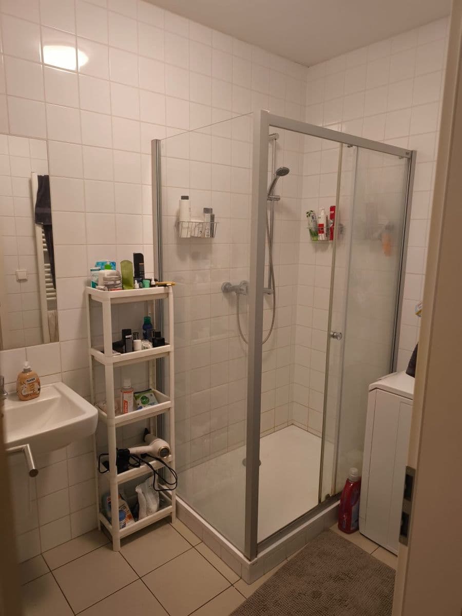 3 bedroom flat to rent, 15 m², Na Hutích, Prague, Prague 3 bedroom flat to rent, 15 m², Na Hutích, Prague, Prague