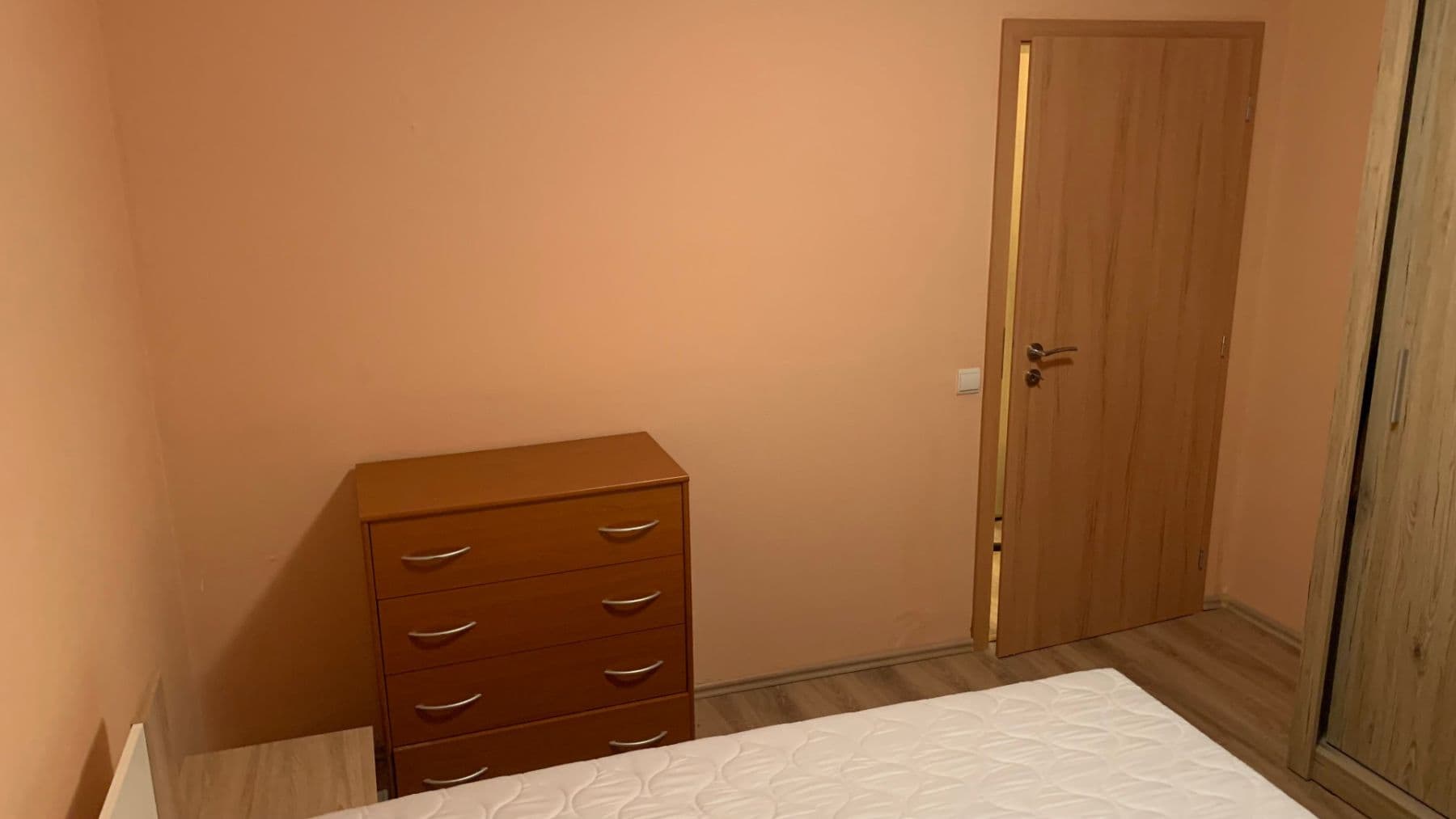 1 bedroom with open-plan kitchen flat to rent, 48 m², Svážná, Brno, Jihomoravský Region 1 bedroom with open-plan kitchen flat to rent, 48 m², Svážná, Brno, Jihomoravský Region