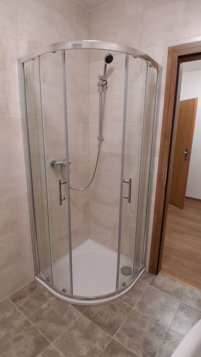 1 bedroom with open-plan kitchen flat to rent, 40 m², Komenského, Zdice, Středočeský Region 1 bedroom with open-plan kitchen flat to rent, 40 m², Komenského, Zdice, Středočeský Region