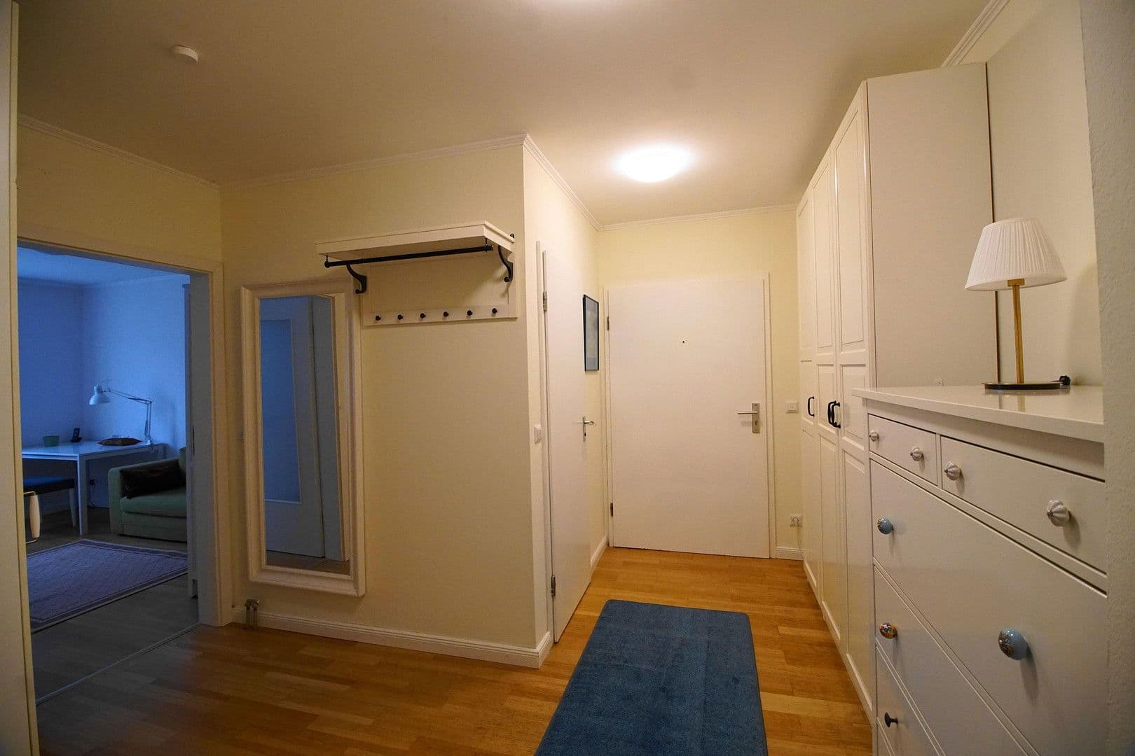 3 bedroom with open-plan kitchen flat for sale, 100 m², Prof.-Kurz-Str.12, Augsburg, Bavaria 3 bedroom with open-plan kitchen flat for sale, 100 m², Prof.-Kurz-Str.12, Augsburg, Bavaria