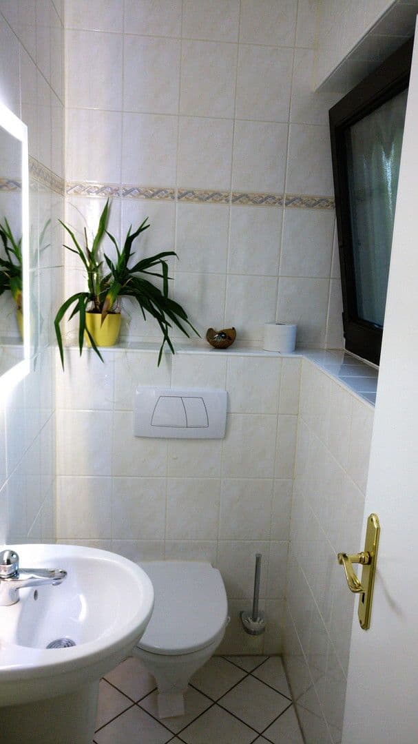 1 bedroom with open-plan kitchen flat for sale, 79 m², Leverkusen, North Rhine-Westphalia 1 bedroom with open-plan kitchen flat for sale, 79 m², Leverkusen, North Rhine-Westphalia