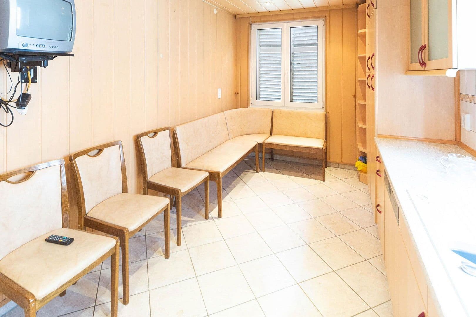 4 bedroom flat to rent, 70 m², Brenkenackerweg 35, Lichtenstein, Baden-Württemberg 4 bedroom flat to rent, 70 m², Brenkenackerweg 35, Lichtenstein, Baden-Württemberg