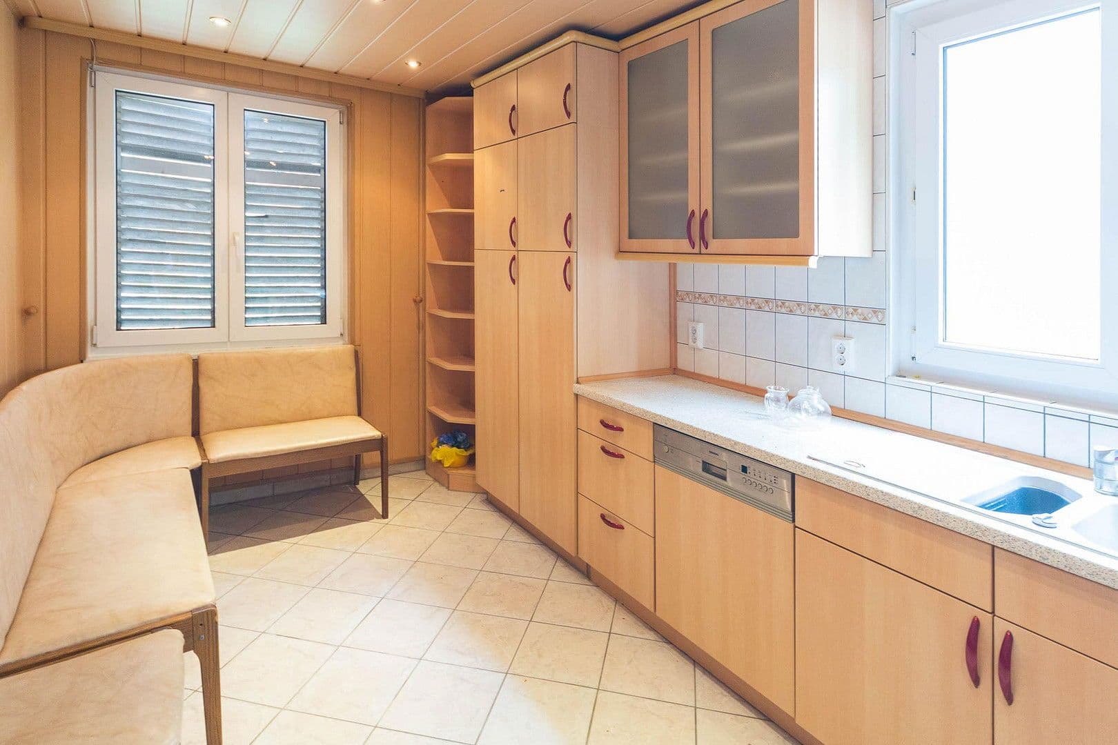 4 bedroom flat to rent, 70 m², Brenkenackerweg 35, Lichtenstein, Baden-Württemberg 4 bedroom flat to rent, 70 m², Brenkenackerweg 35, Lichtenstein, Baden-Württemberg