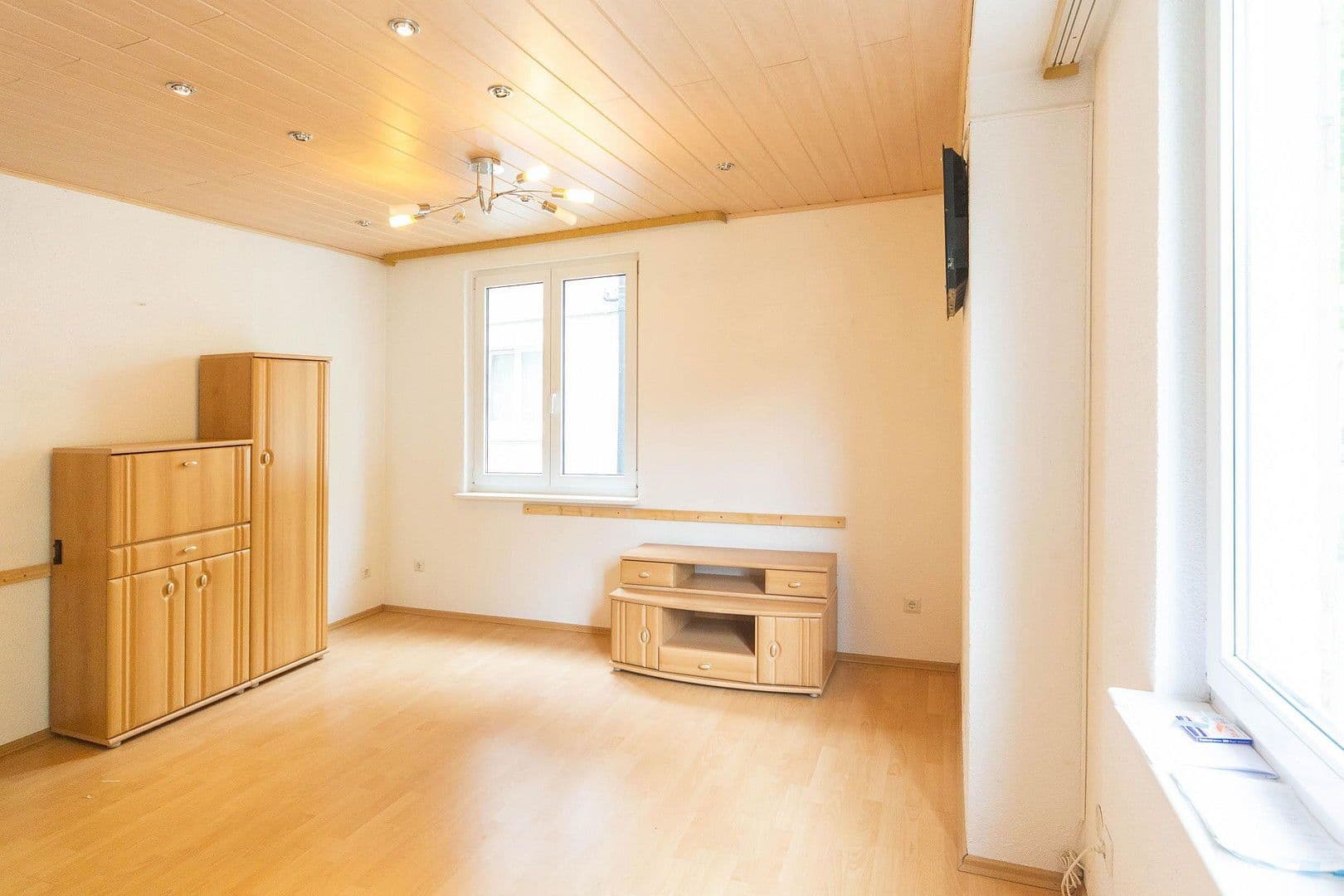 4 bedroom flat to rent, 70 m², Brenkenackerweg 35, Lichtenstein, Baden-Württemberg 4 bedroom flat to rent, 70 m², Brenkenackerweg 35, Lichtenstein, Baden-Württemberg