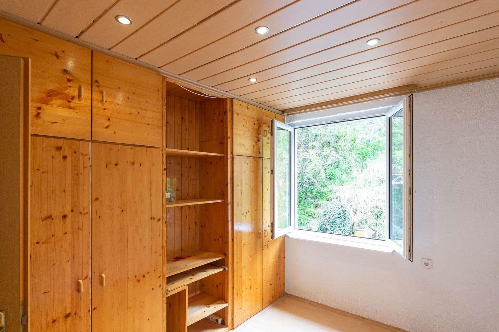 4 bedroom flat to rent, 70 m², Brenkenackerweg 35, Lichtenstein, Baden-Württemberg 4 bedroom flat to rent, 70 m², Brenkenackerweg 35, Lichtenstein, Baden-Württemberg