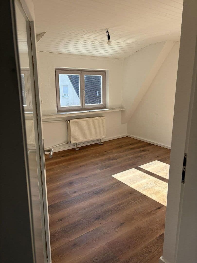 2 bedroom with open-plan kitchen flat to rent, 139 m², Blumenstraße 34, Karlsfeld, Bavaria 2 bedroom with open-plan kitchen flat to rent, 139 m², Blumenstraße 34, Karlsfeld, Bavaria