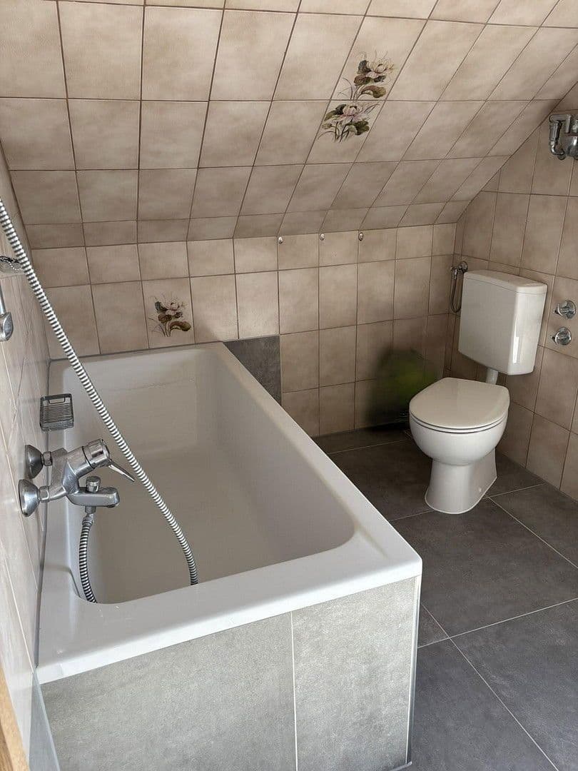 2 bedroom with open-plan kitchen flat to rent, 139 m², Blumenstraße 34, Karlsfeld, Bavaria 2 bedroom with open-plan kitchen flat to rent, 139 m², Blumenstraße 34, Karlsfeld, Bavaria