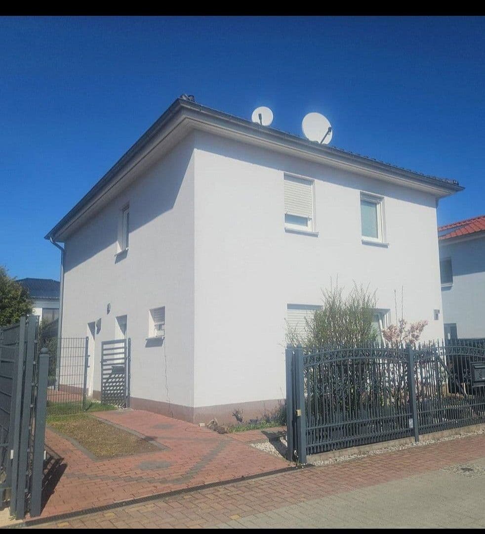 house to rent, 140 m², Berlin, Berlin house to rent, 140 m², Berlin, Berlin