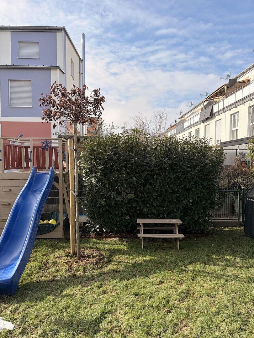 house for sale, 163 m², Adelsdorf, Bavaria house for sale, 163 m², Adelsdorf, Bavaria