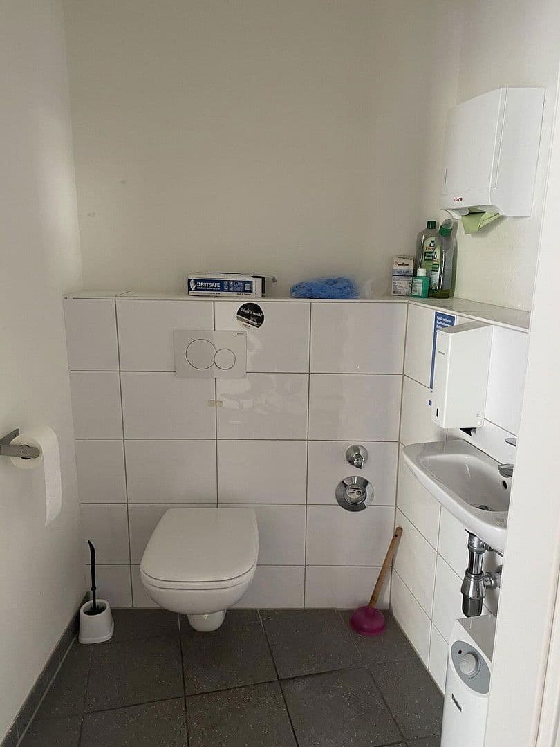 office to rent, 135 m², August-Bebel-Str. 8, Frankenthal, Rhineland-Palatinate office to rent, 135 m², August-Bebel-Str. 8, Frankenthal, Rhineland-Palatinate