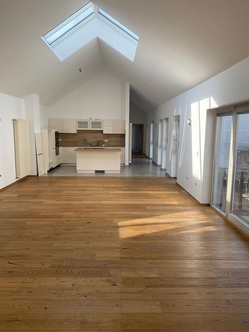 3 bedroom flat to rent, 150 m², Ludwigshafen am Rhein, Rhineland-Palatinate 3 bedroom flat to rent, 150 m², Ludwigshafen am Rhein, Rhineland-Palatinate