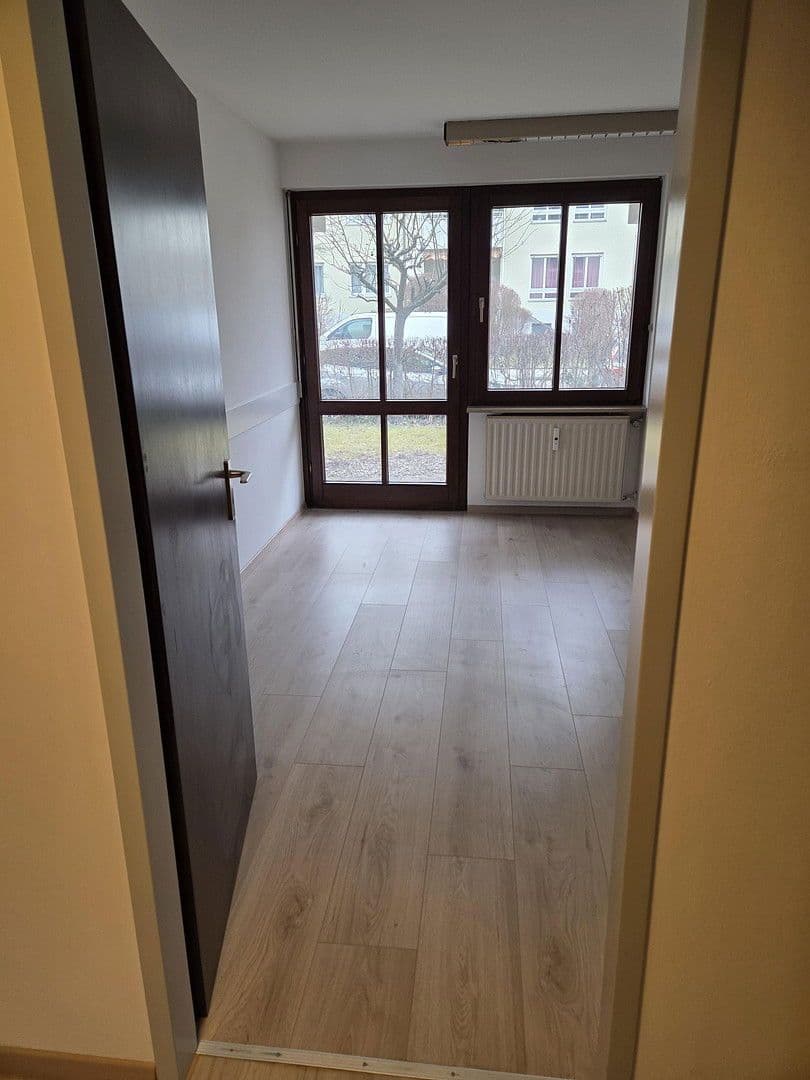 office to rent, 125 m², Geschwister-Scholl-Ring 1-3, Bayern - Germering, Bavaria office to rent, 125 m², Geschwister-Scholl-Ring 1-3, Bayern - Germering, Bavaria